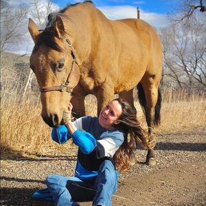 Meet your Posher, Emily